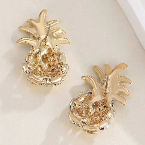 Tropcial Pineapple Stud Earrings - Picture 3 of 8